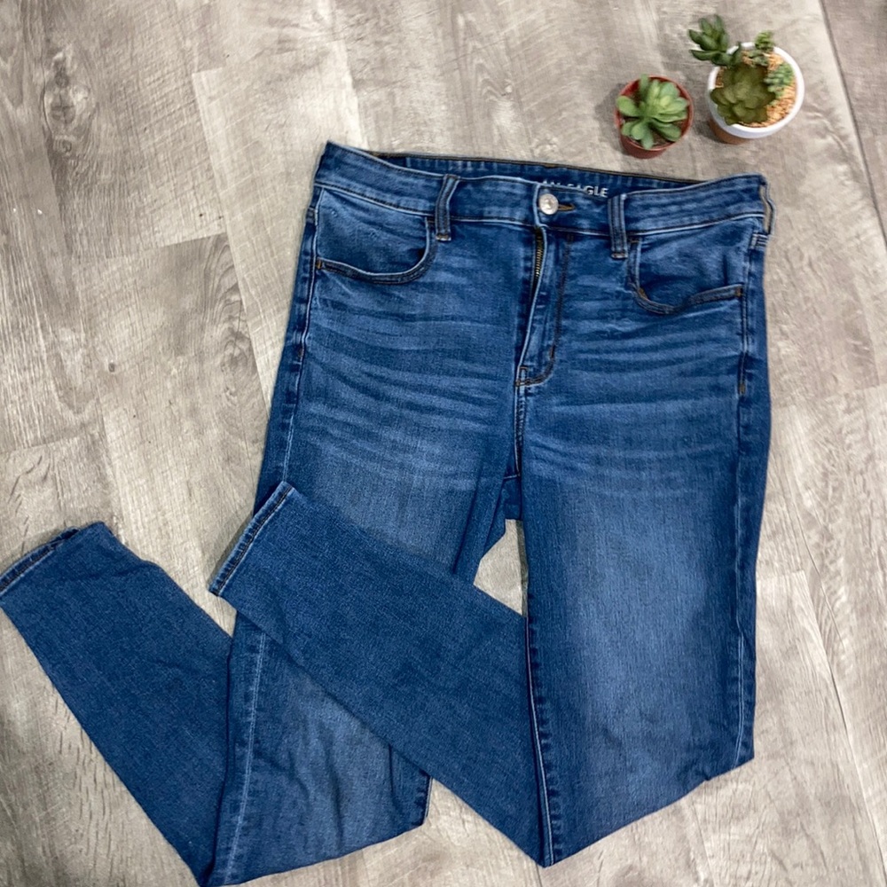 AMERICAN EAGLE high wasted super stretch jeggings
